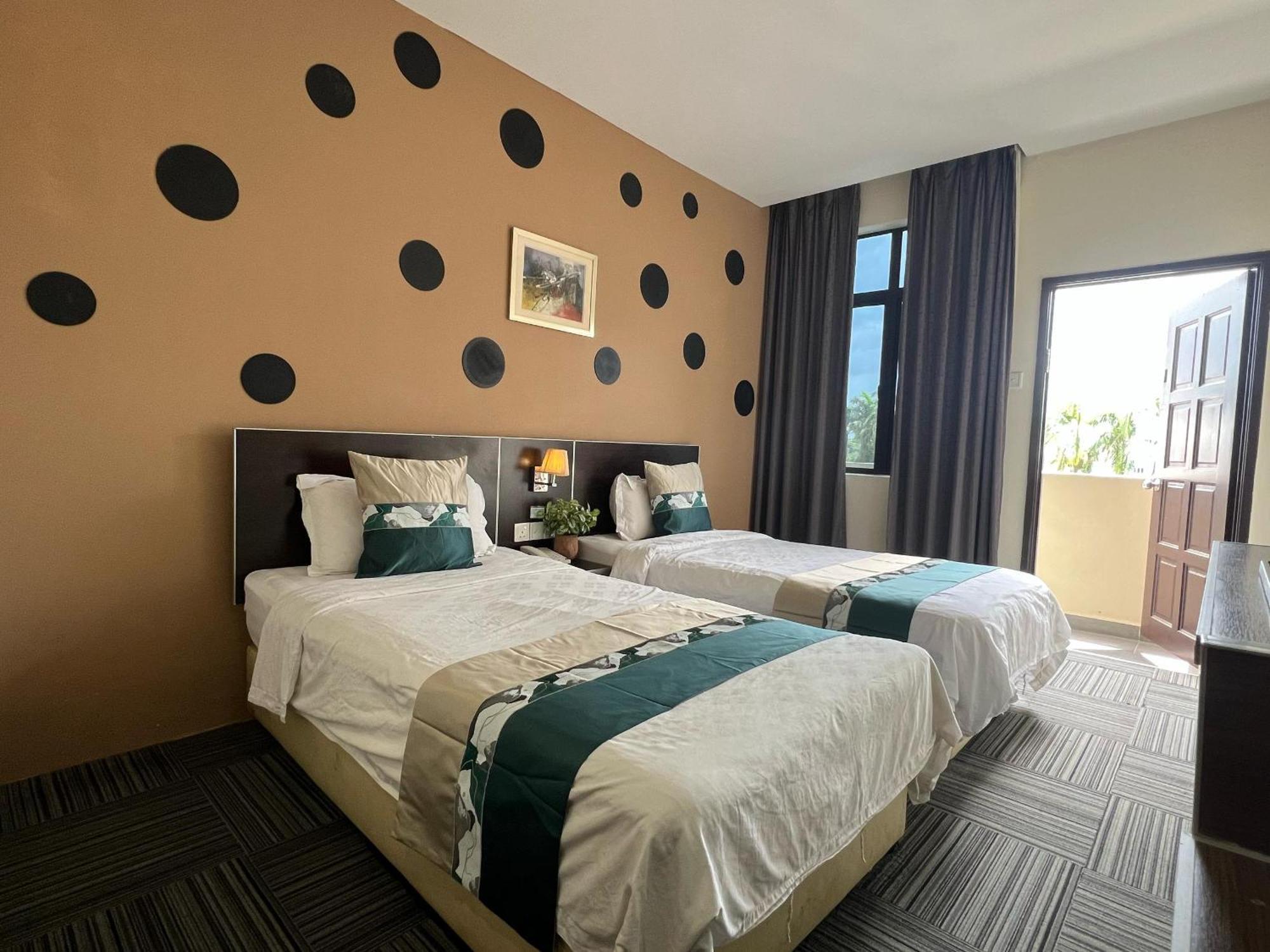 Hotel K Garden 2*
